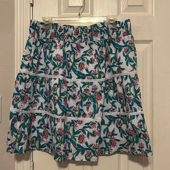 Elastic waist lined mini skirt - Picture 1 of 6